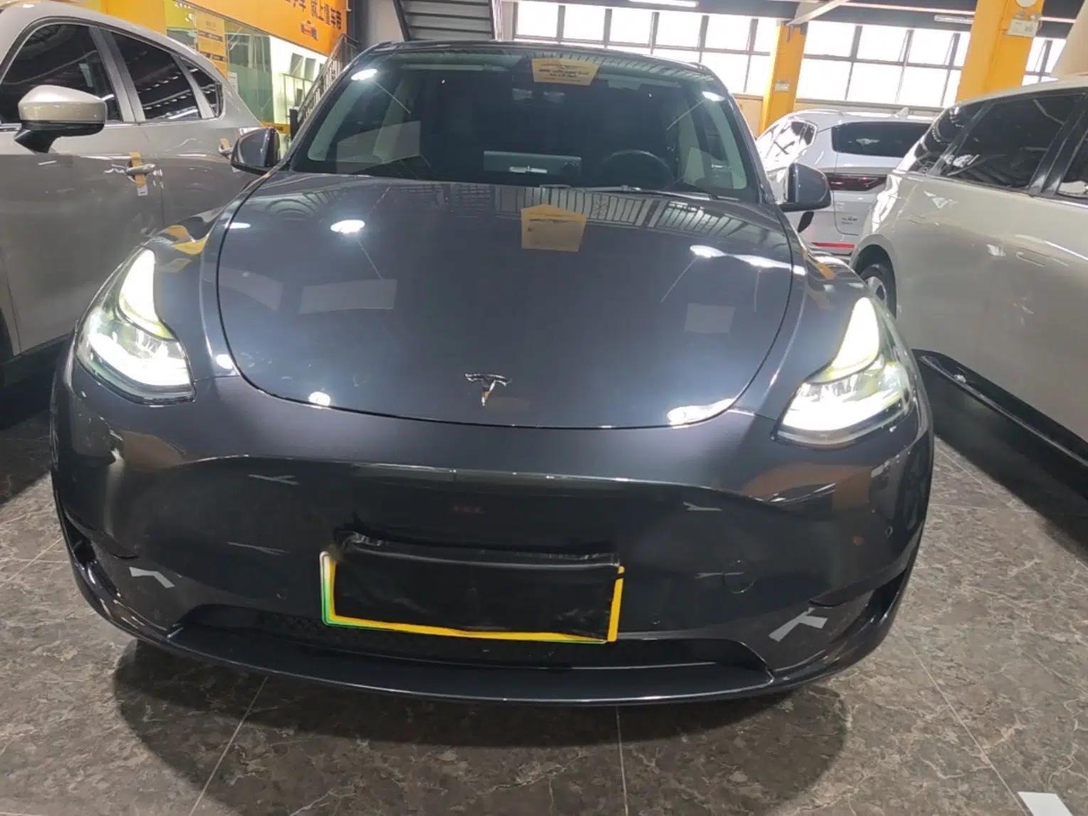 Tesla Model Y 2022 Revised Version Rear-Wheel Drive — миниатюра 2
