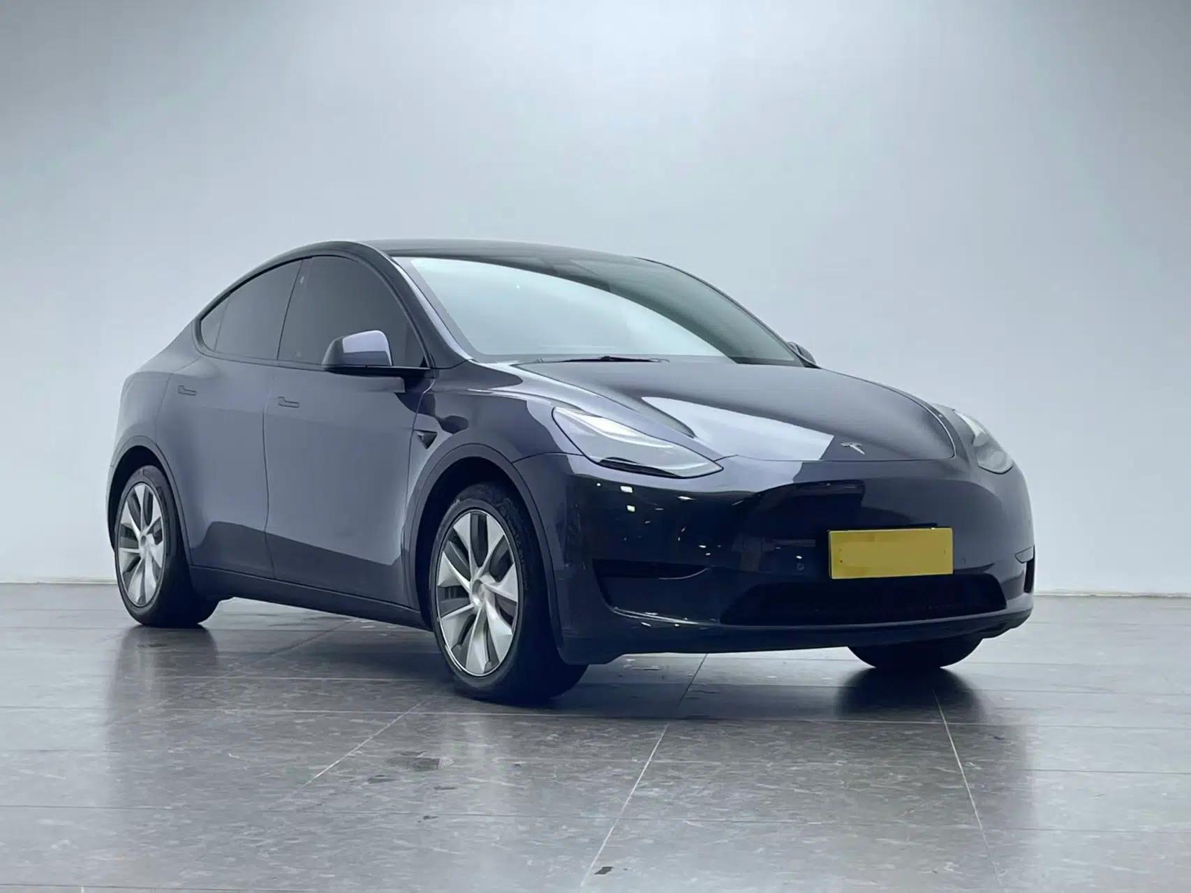 Tesla Model Y 2022 Revised Version Rear-Wheel Drive — миниатюра 3