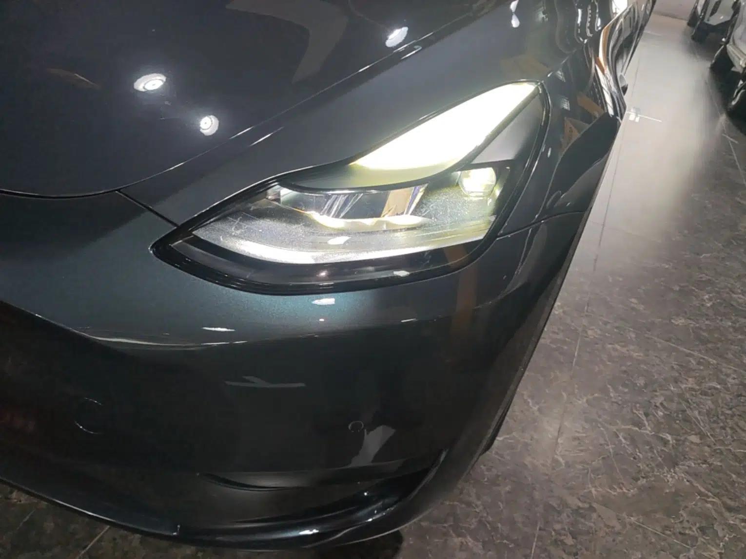 Tesla Model Y 2022 Revised Version Rear-Wheel Drive — миниатюра 8