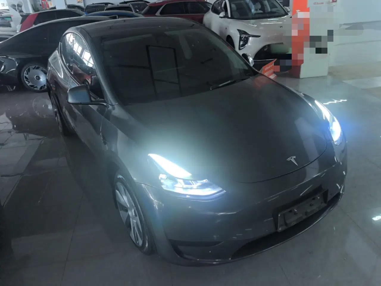 Tesla Model Y 2022 Revised Version Rear-Wheel Drive — миниатюра 12