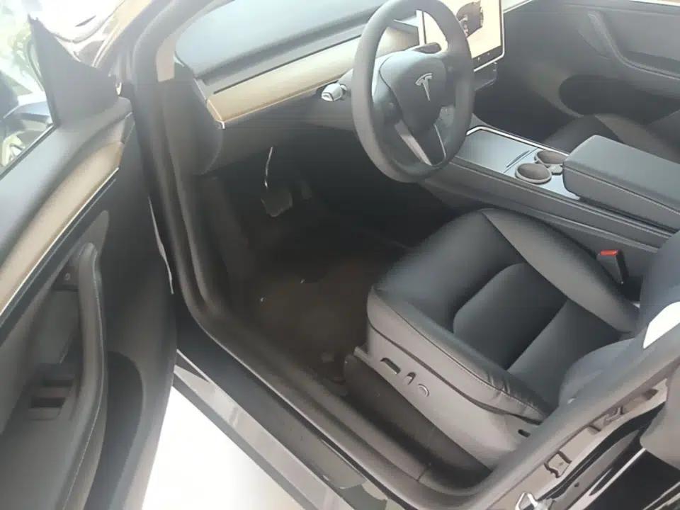 Tesla Model Y 2022 Revised Version Rear-Wheel Drive — миниатюра 23