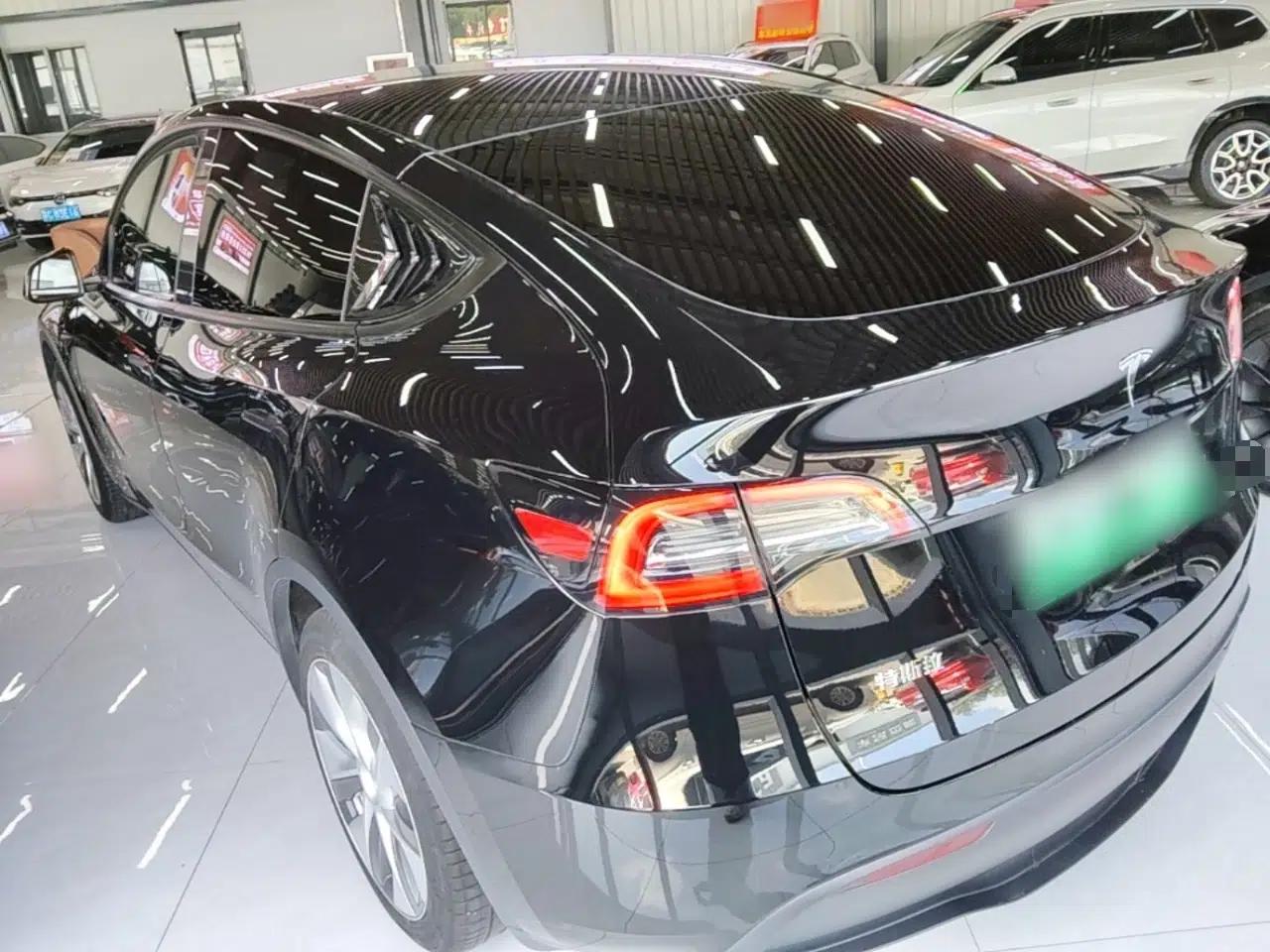 Tesla Model Y 2022 Revised Version Rear-Wheel Drive — миниатюра 4