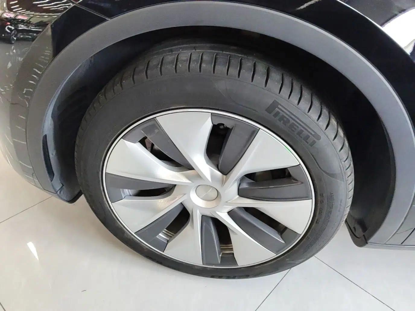 Tesla Model Y 2022 Revised Version Rear-Wheel Drive — миниатюра 10