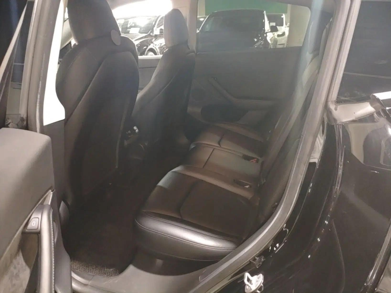 Tesla Model Y 2022 Revised Version Rear-Wheel Drive — миниатюра 20