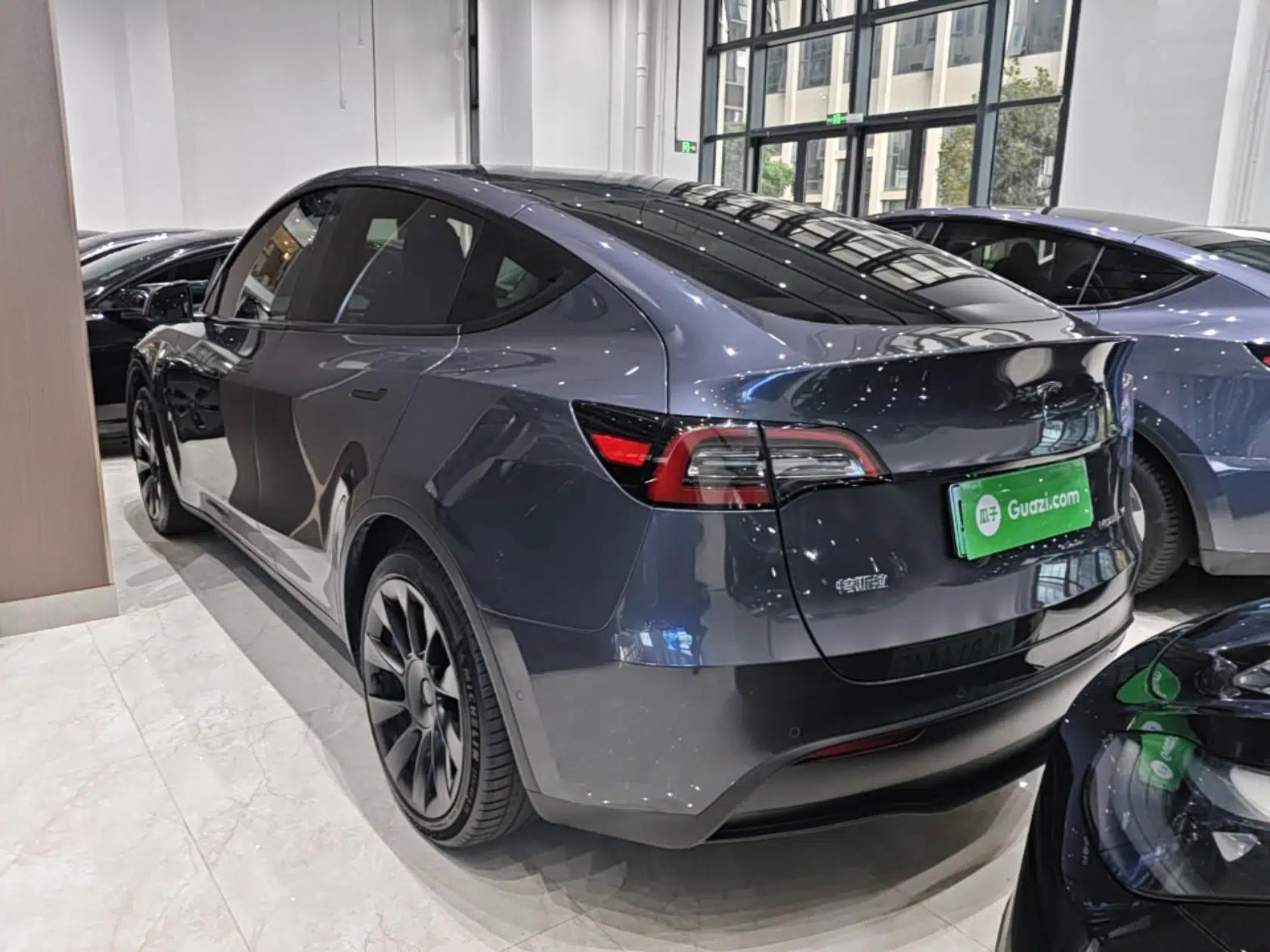 Tesla Model Y 2022 Revised Version Rear-Wheel Drive — миниатюра 4
