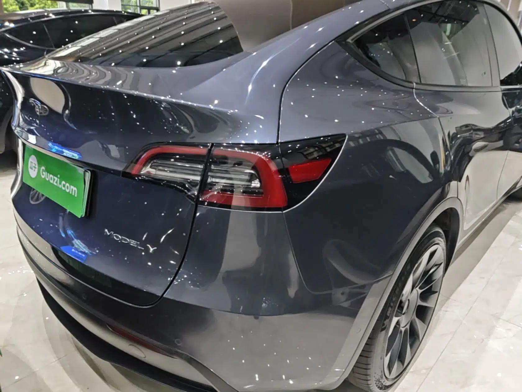 Tesla Model Y 2022 Revised Version Rear-Wheel Drive — миниатюра 9