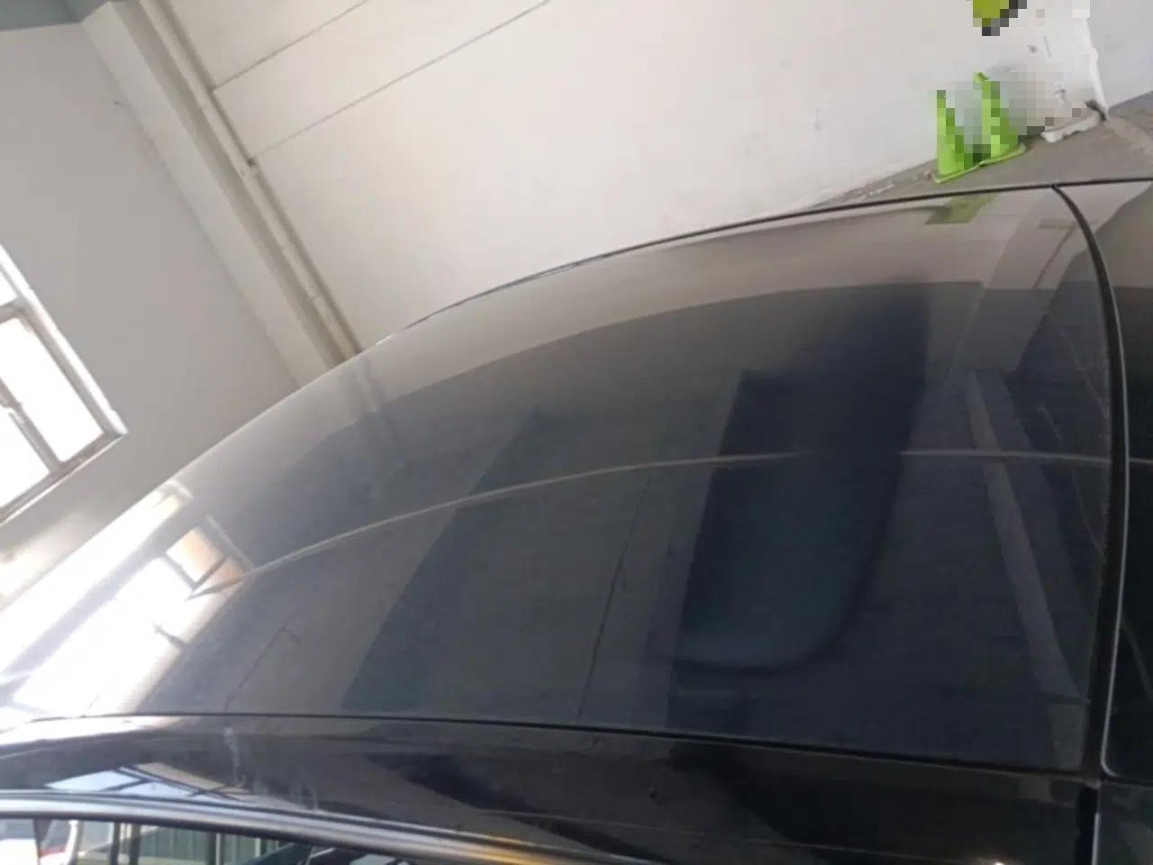Tesla Model Y 2022 Revised Version Rear-Wheel Drive — миниатюра 7