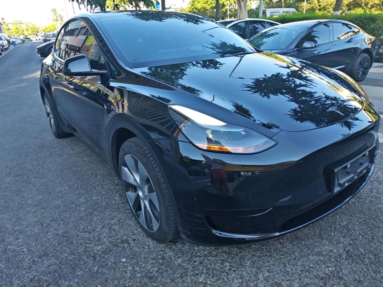 Tesla Model Y 2022 Revised Version Rear-Wheel Drive — миниатюра 3