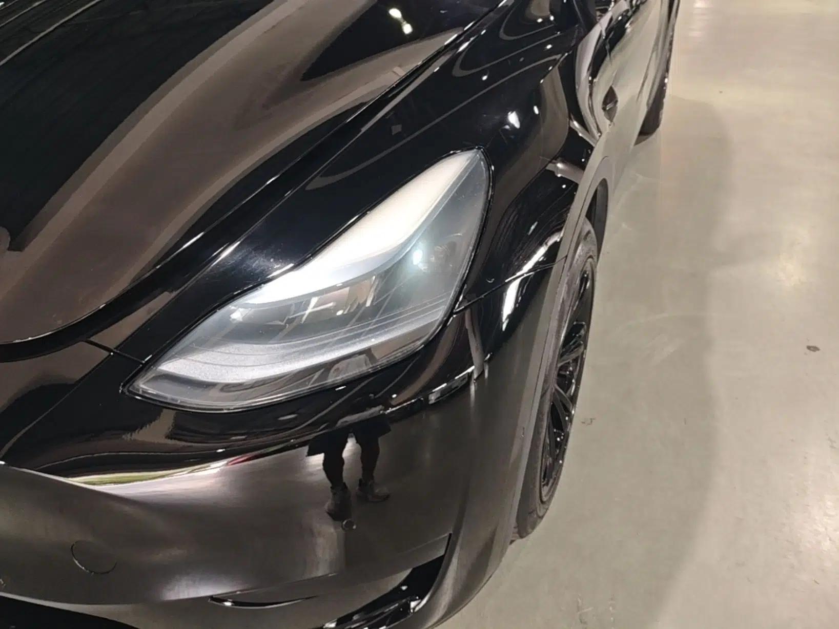 Tesla Model Y 2022 Revised Version Rear-Wheel Drive — миниатюра 8