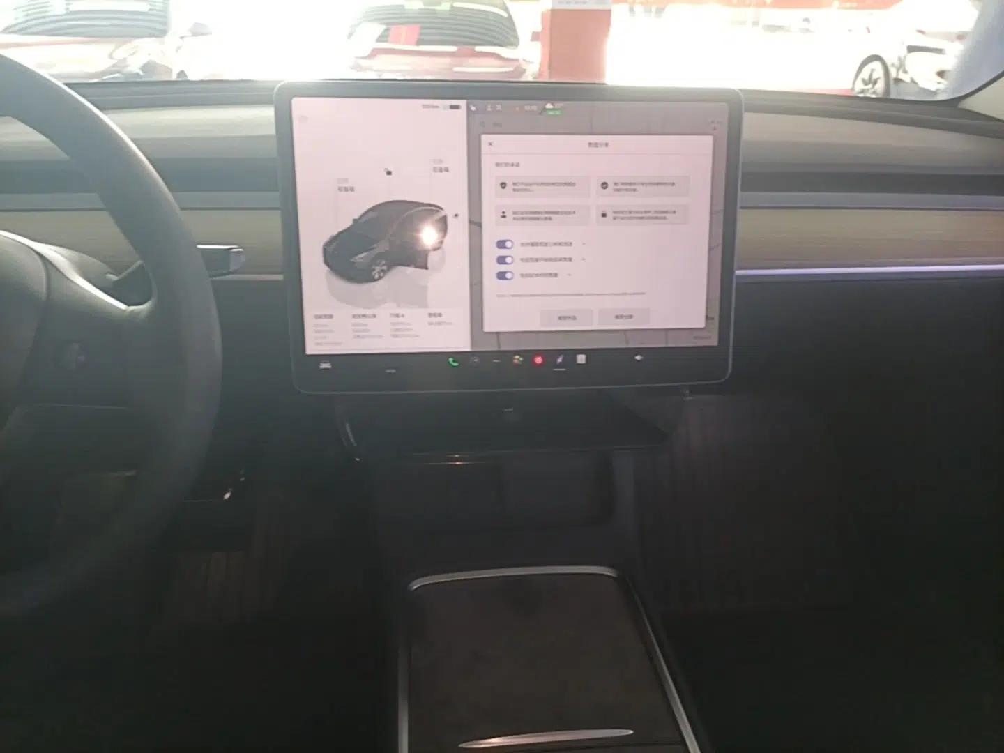 Tesla Model Y 2022 Revised Version Rear-Wheel Drive — миниатюра 15