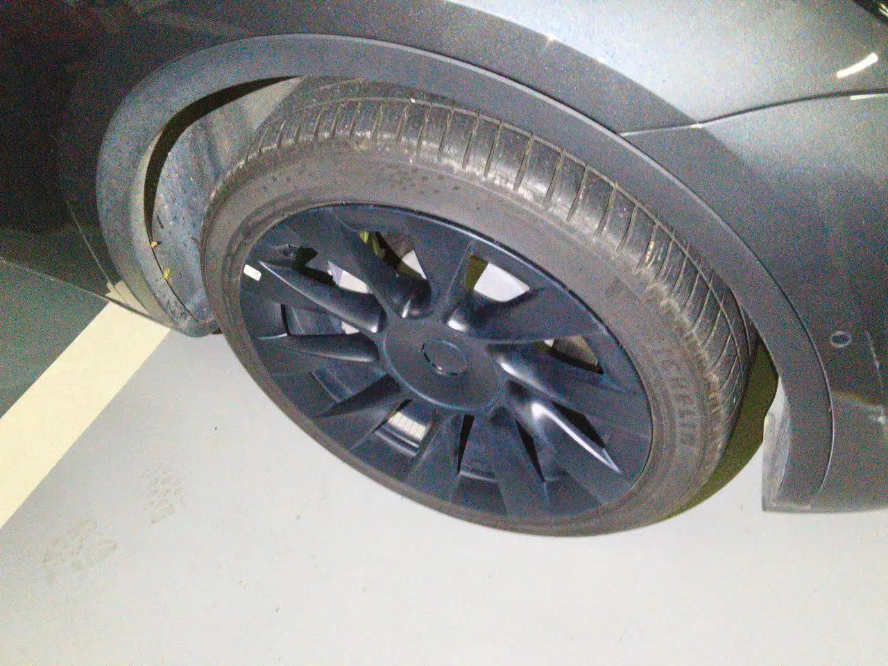 Tesla Model Y 2022 Revised Version Rear-Wheel Drive — миниатюра 8