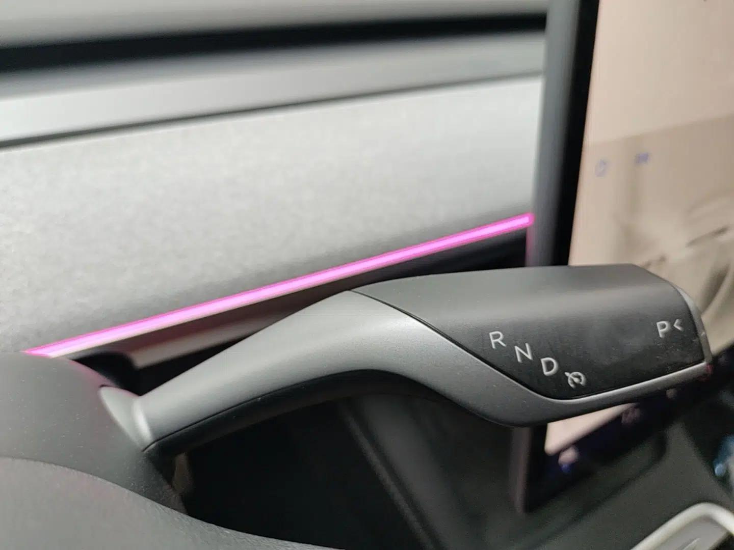 Tesla Model Y 2021 Performance High-Performance All-Wheel-Drive Version — миниатюра 16