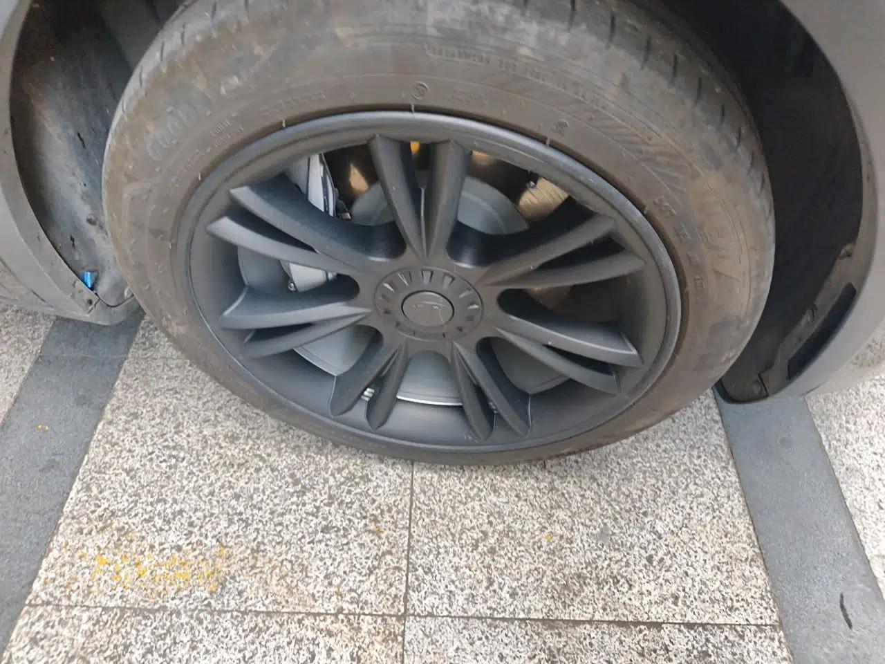 Tesla Model Y 2022 Revised Version Rear-Wheel Drive — миниатюра 5