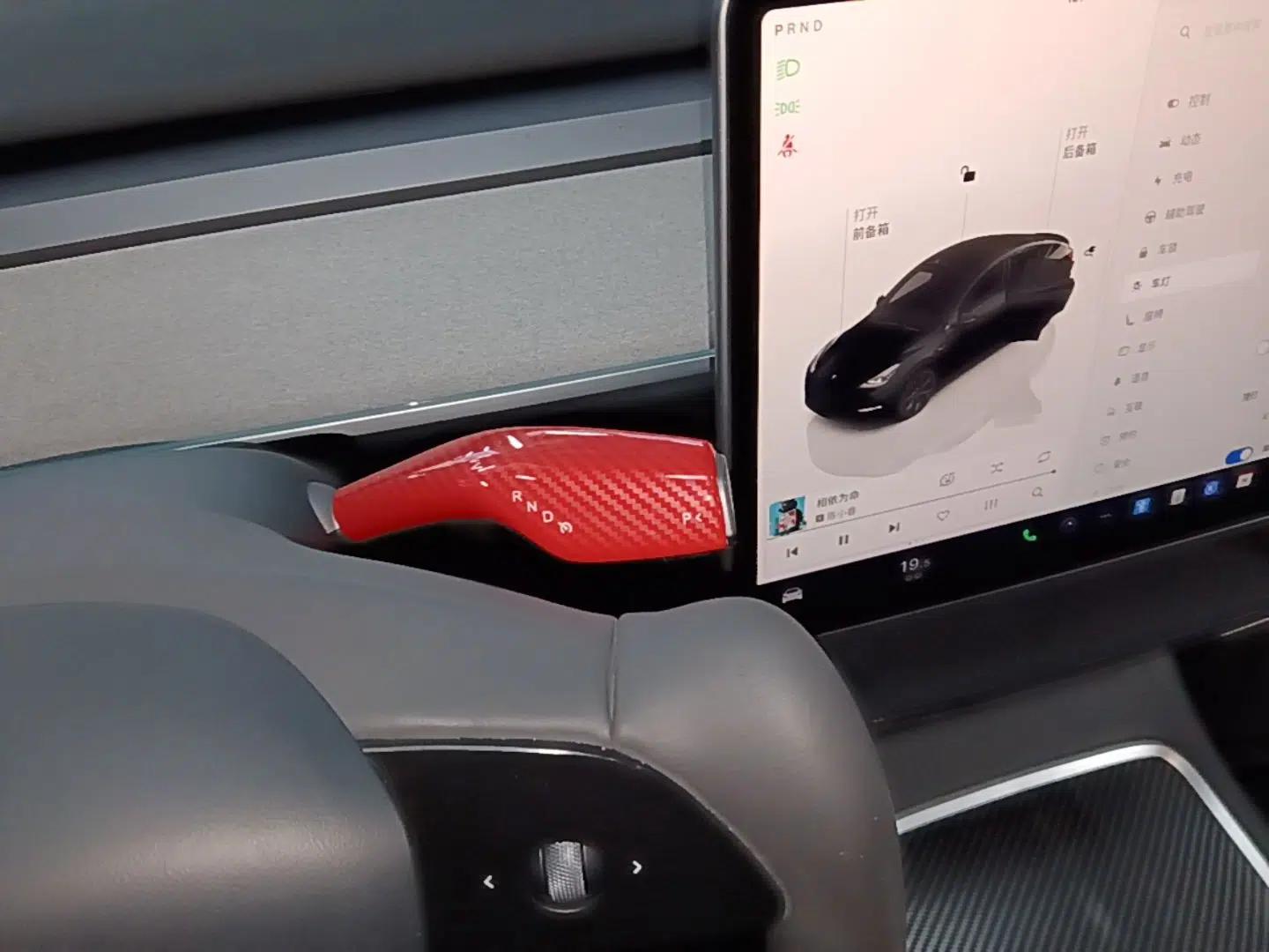 Tesla Model Y 2023 Rear-Wheel-Drive Version — миниатюра 16
