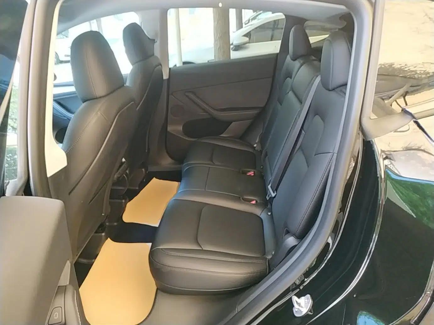 Tesla Model Y 2023 Rear-Wheel-Drive Version — миниатюра 20