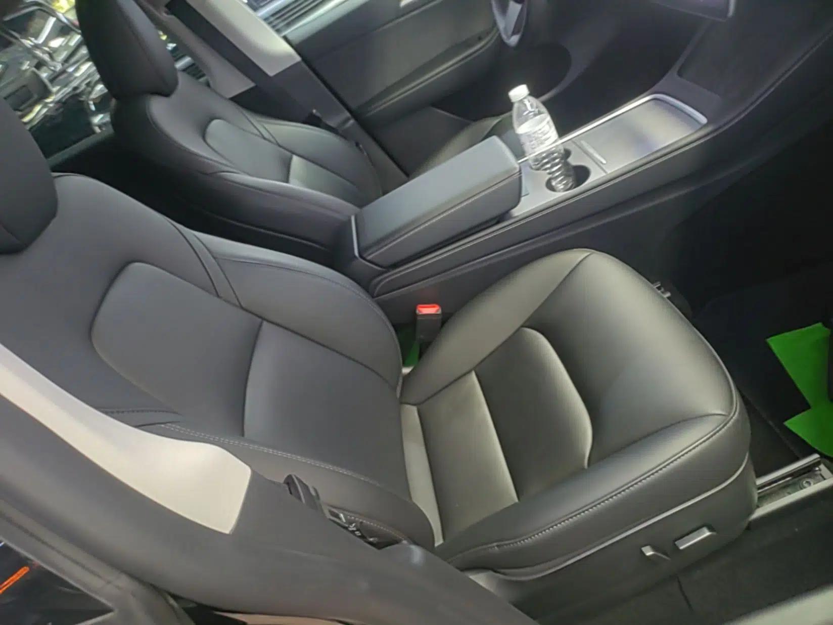 Tesla Model Y 2022 Revised Version Rear-Wheel Drive — миниатюра 19