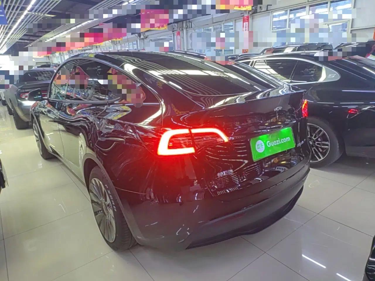 Tesla Model Y 2022 Revised Version Rear-Wheel Drive — миниатюра 4