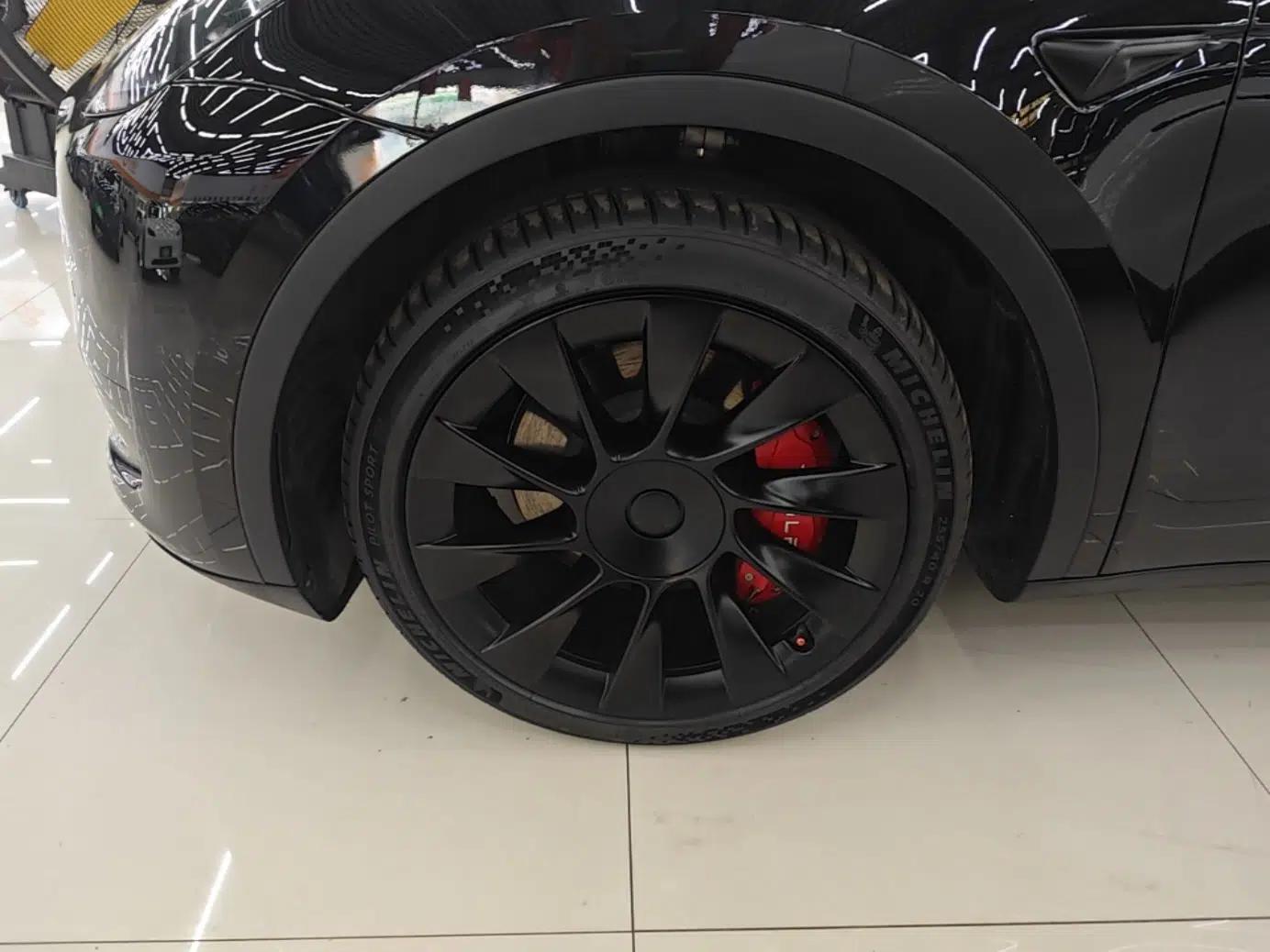 Tesla Model Y 2022 Rear-Wheel-Drive Version — миниатюра 15