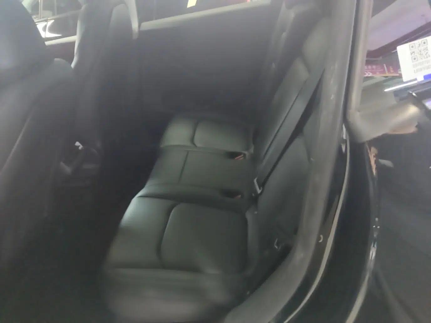 Tesla Model Y 2023 Rear-Wheel-Drive Version — миниатюра 20