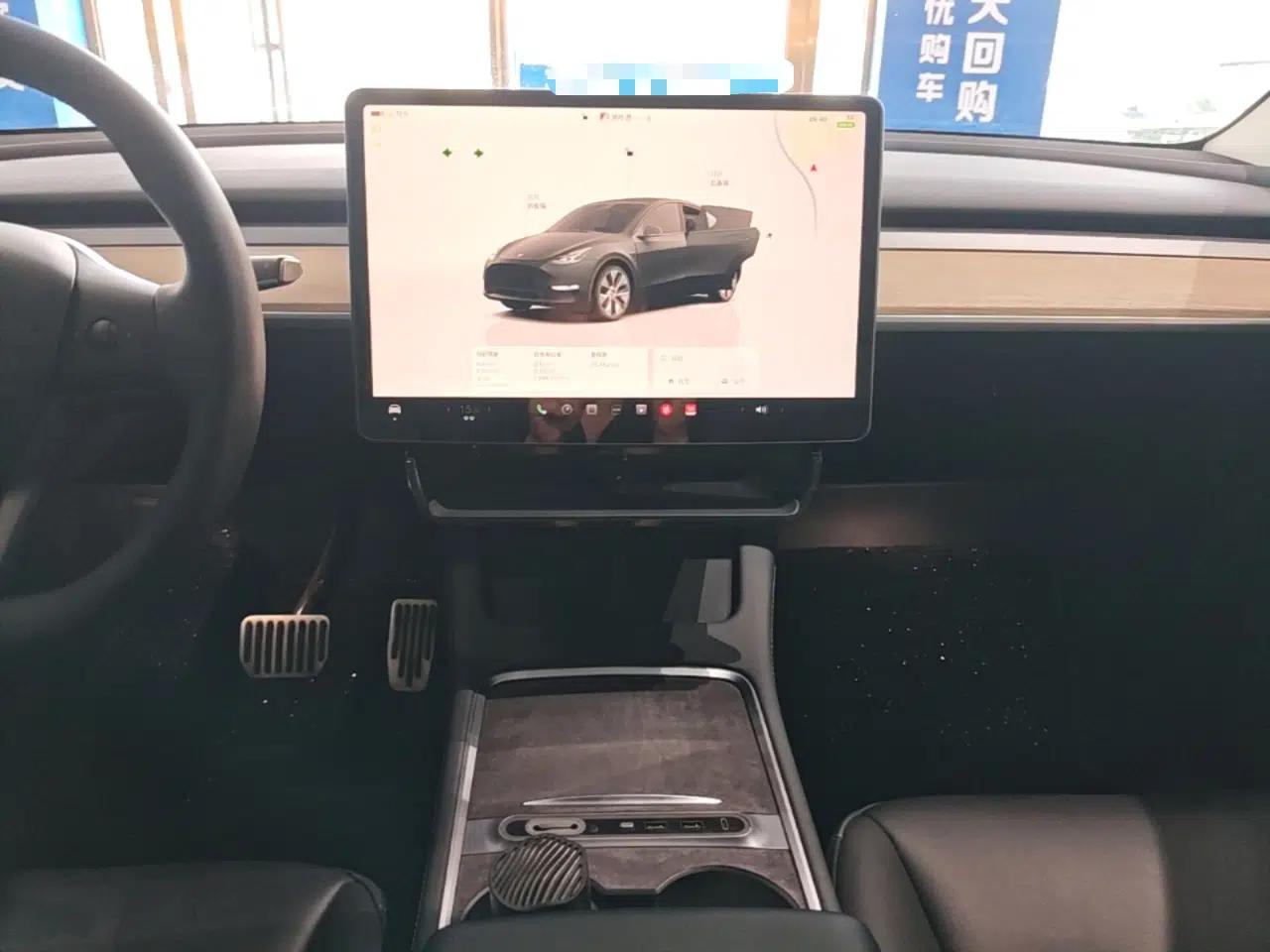 Tesla Model Y 2023 Long-Range All-Wheel-Drive Version — миниатюра 15