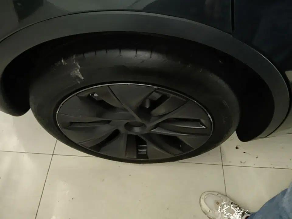 Tesla Model Y 2024 Rear-Wheel-Drive Version — миниатюра 11