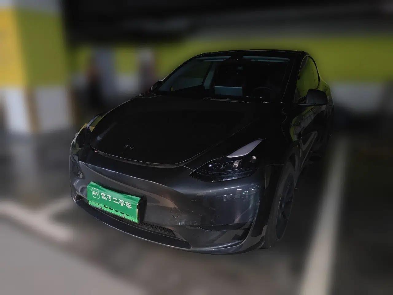 Tesla Model Y 2024 Rear-Wheel-Drive Version — миниатюра 1