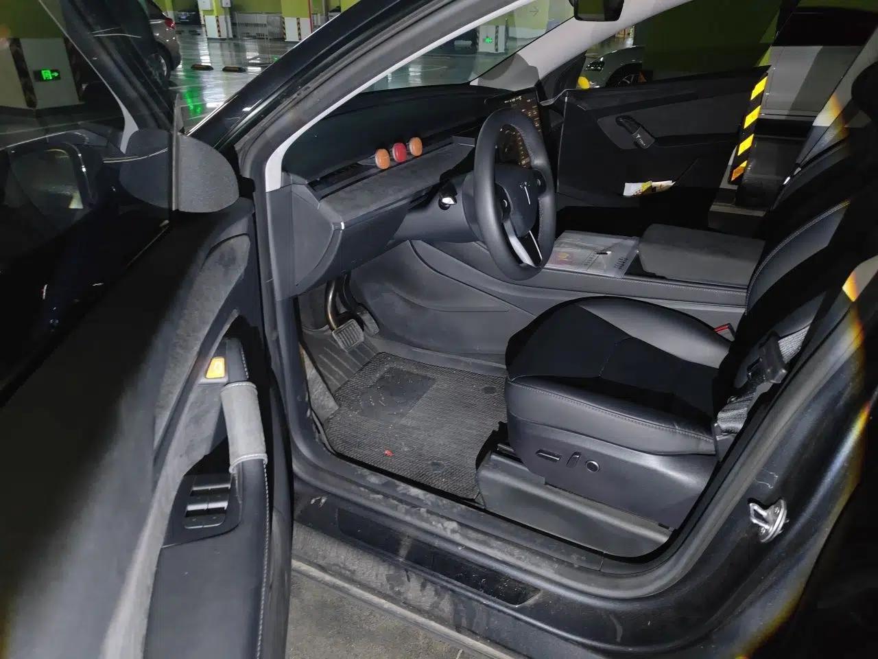 Tesla Model Y 2024 Rear-Wheel-Drive Version — миниатюра 16