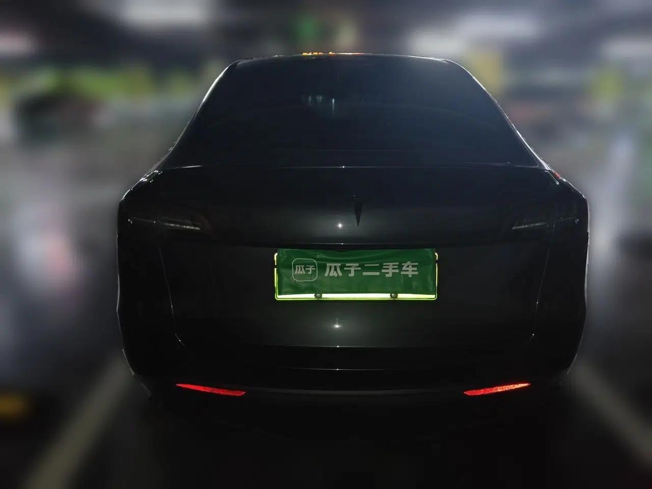 Tesla Model Y 2024 Rear-Wheel-Drive Version — миниатюра 5