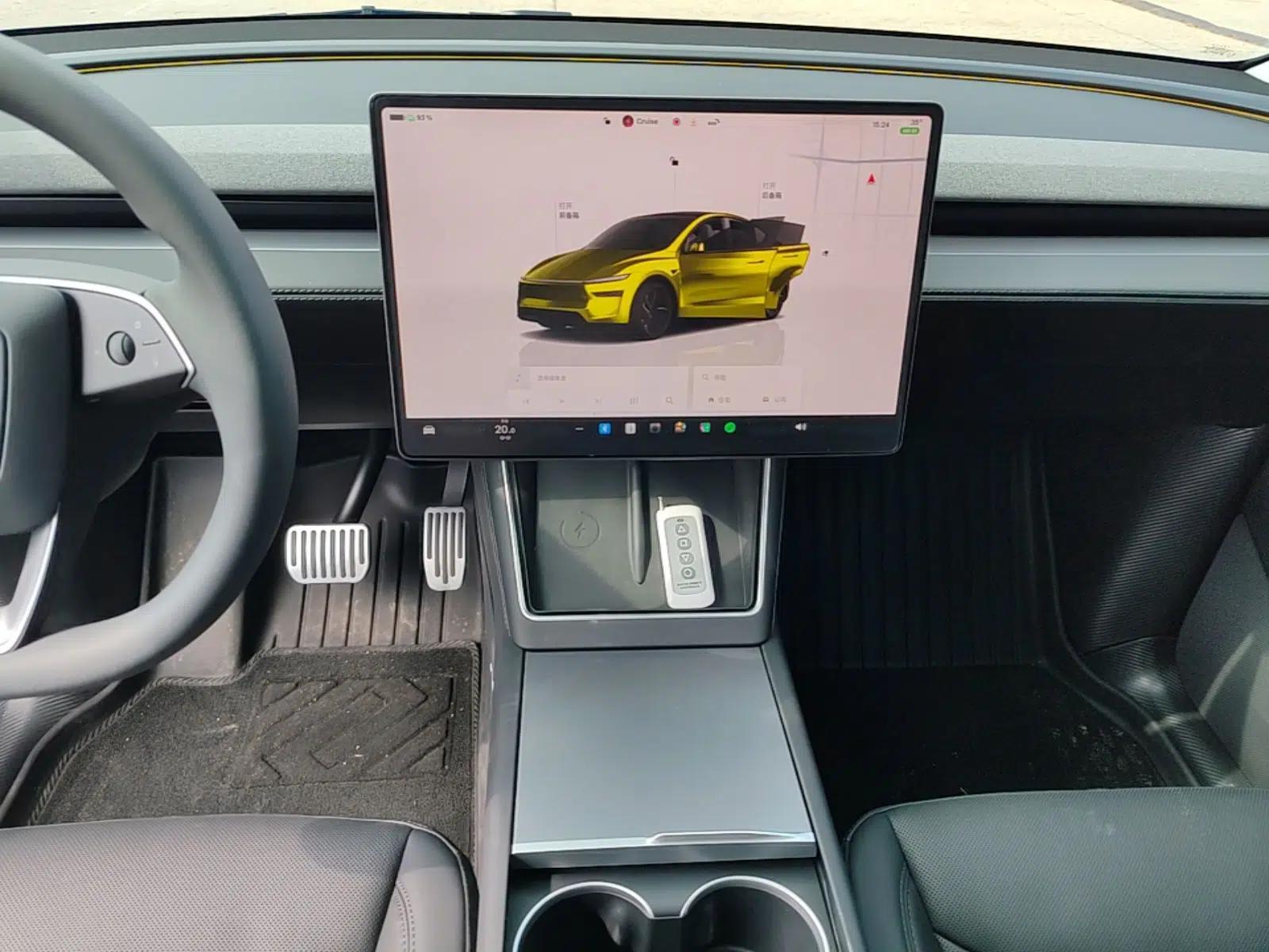 Tesla Model Y 2025 Rear-Wheel-Drive Version — миниатюра 15