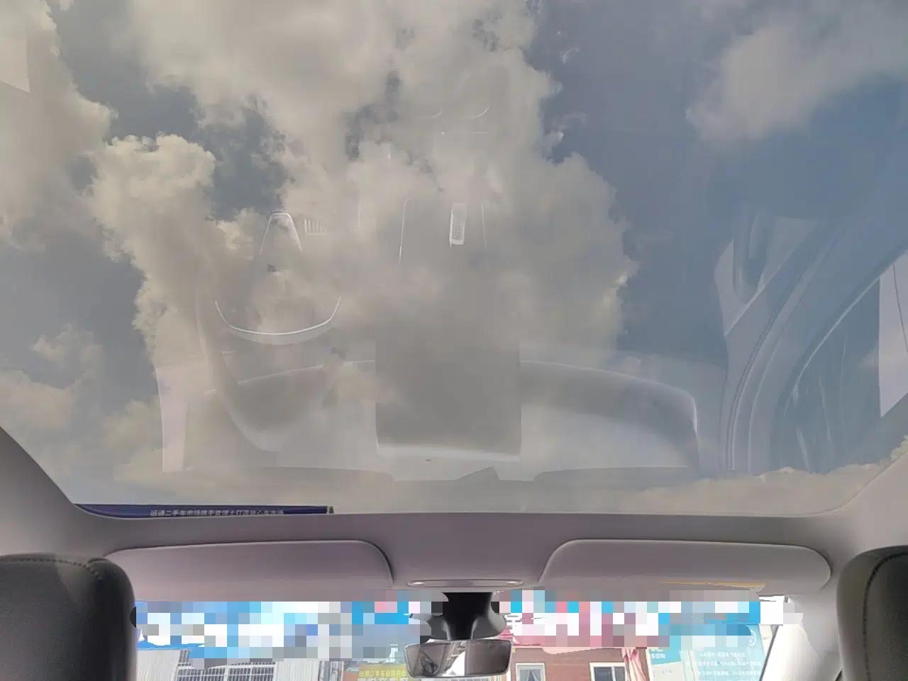 Tesla Model Y 2025 Rear-Wheel-Drive Version — миниатюра 21