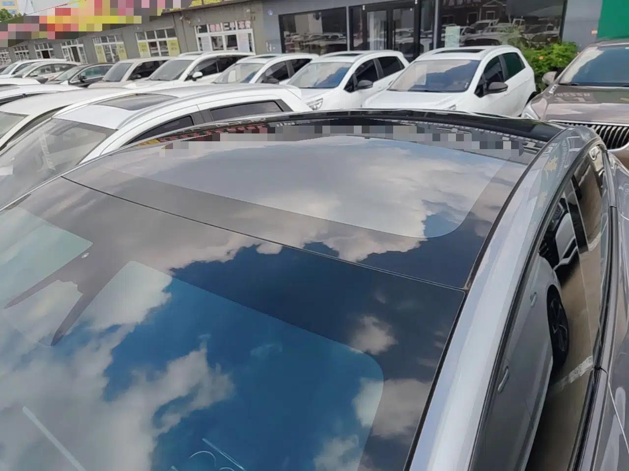 Tesla Model Y 2025 Rear-Wheel-Drive Version — миниатюра 7