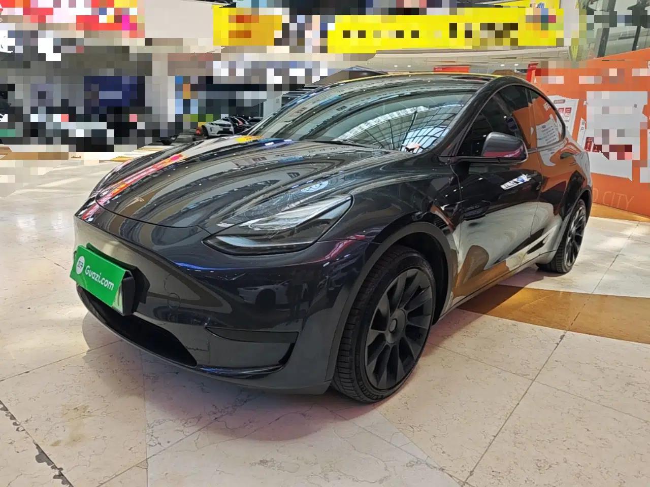 Tesla Model Y 2024 Rear-Wheel-Drive Version — миниатюра 1