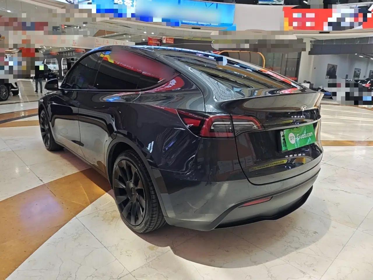 Tesla Model Y 2024 Rear-Wheel-Drive Version — миниатюра 4