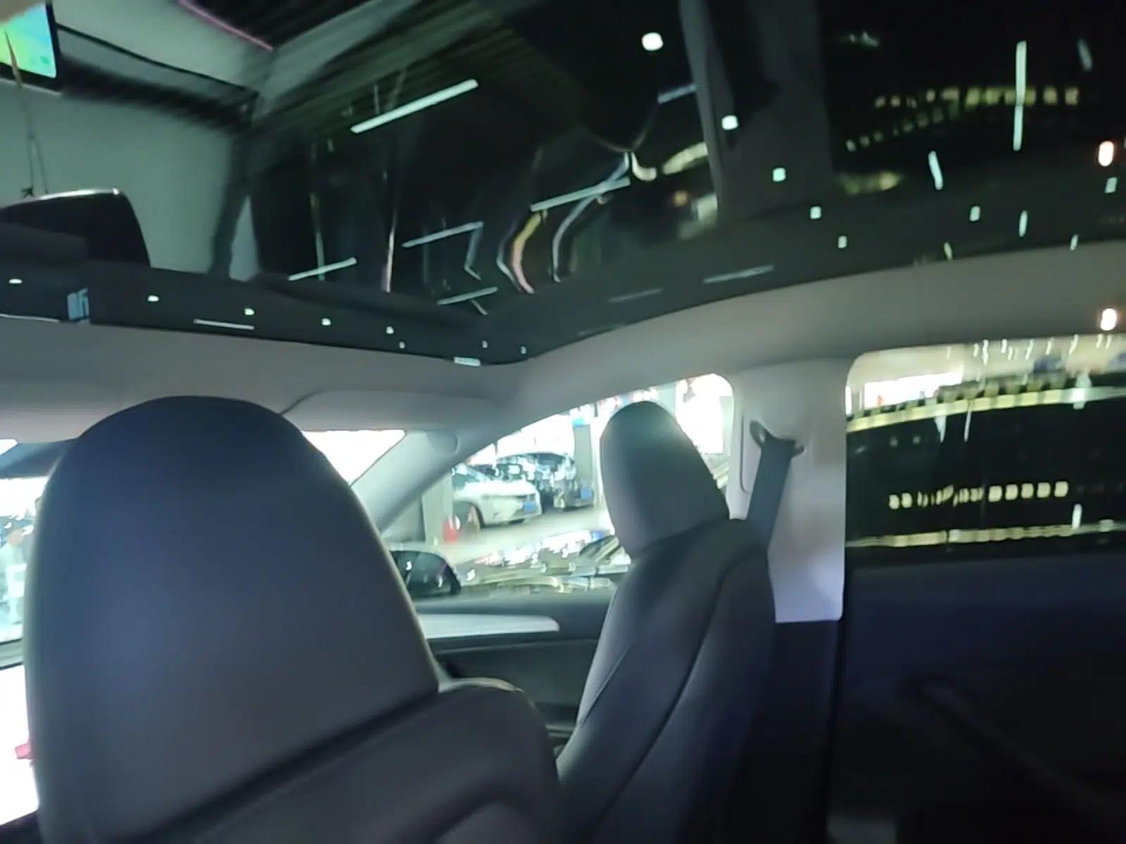 Tesla Model Y 2023 Rear-Wheel-Drive Version — миниатюра 26