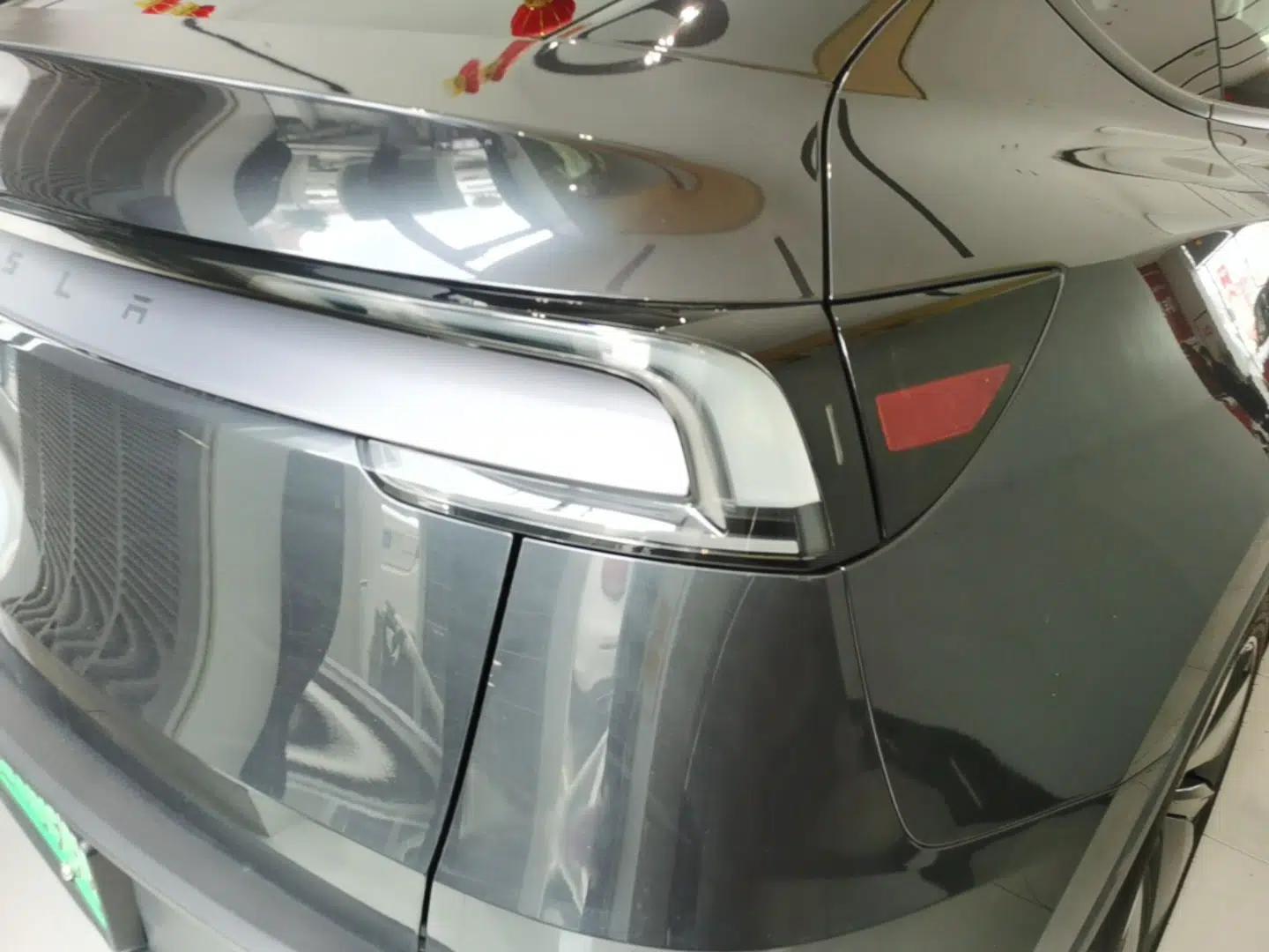 Tesla Model Y 2025 Rear-Wheel-Drive Version — миниатюра 9