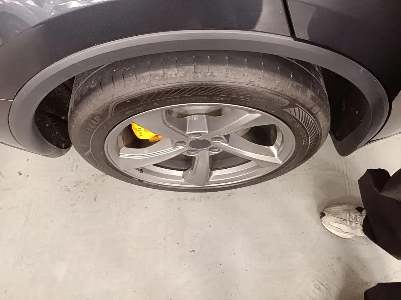 Tesla Model Y 2025 Rear-Wheel-Drive Version — миниатюра 16