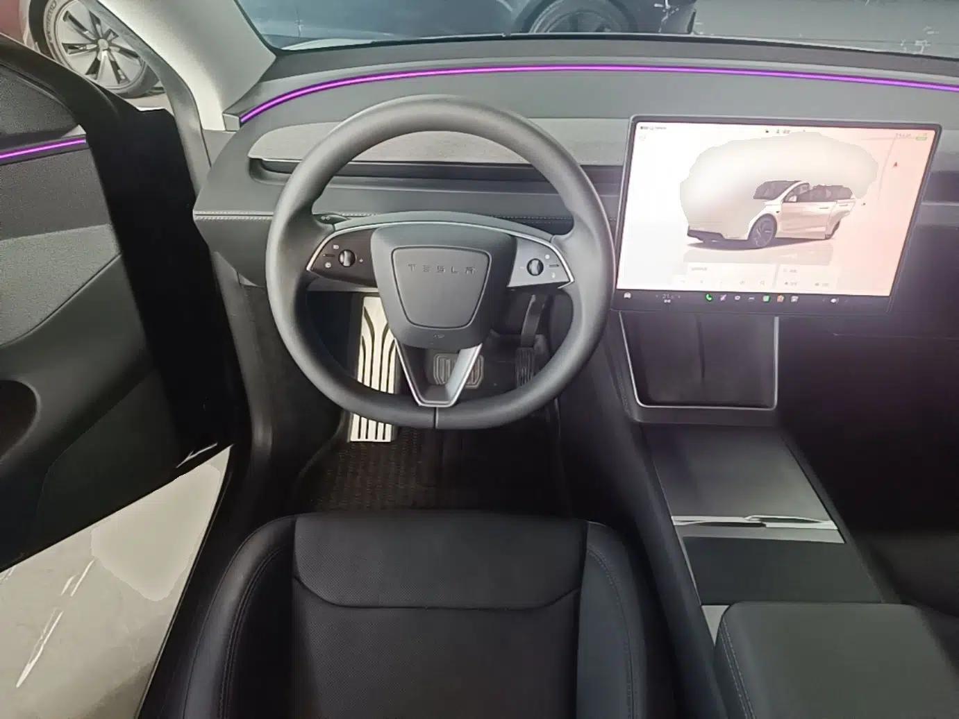 Tesla Model Y 2025 Rear-Wheel-Drive Version — миниатюра 13