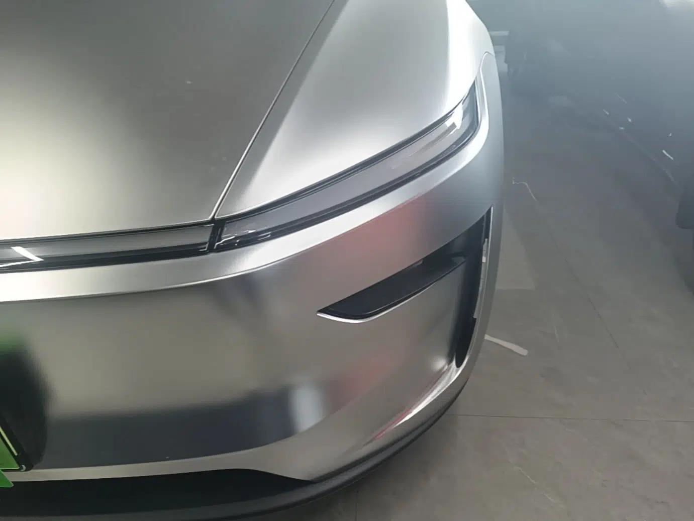 Tesla Model Y 2025 Rear-Wheel-Drive Version — миниатюра 8