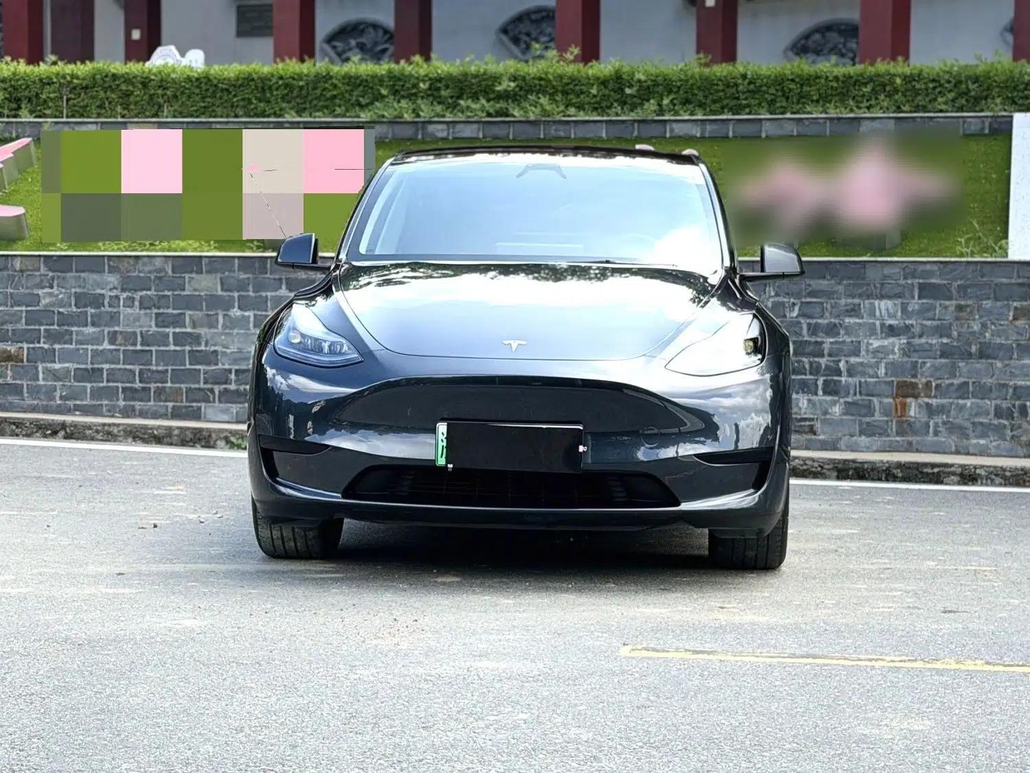 Tesla Model Y 2024 Rear-Wheel-Drive Version — миниатюра 2