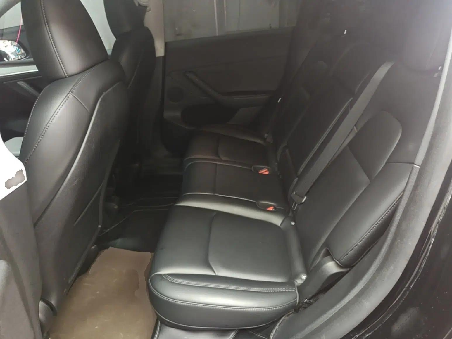 Tesla Model Y 2024 Rear-Wheel-Drive Version — миниатюра 20