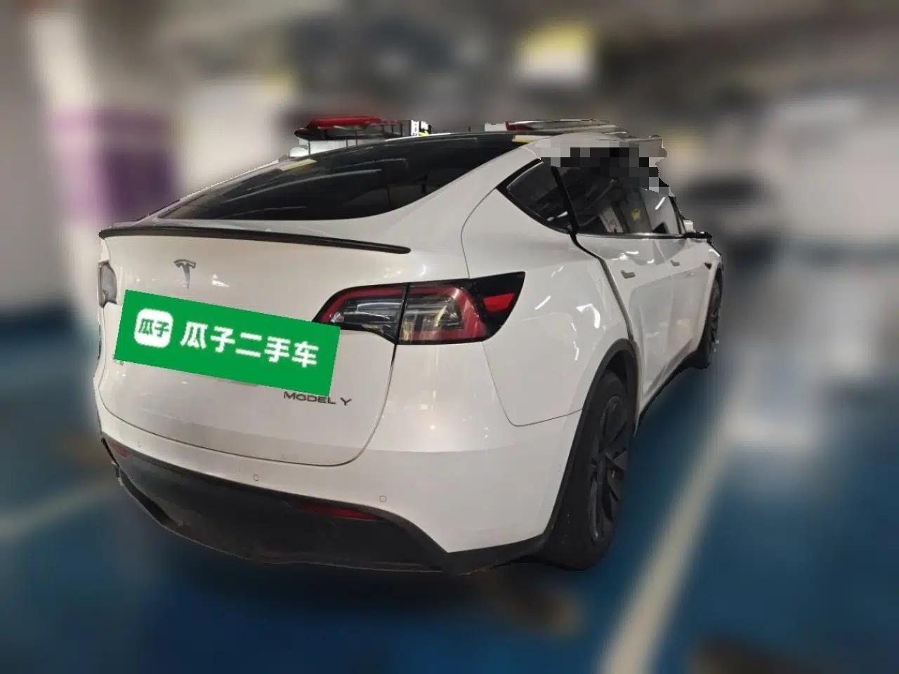 Tesla Model Y 2022 Revised Version Long-Range All-Wheel Drive — миниатюра 6