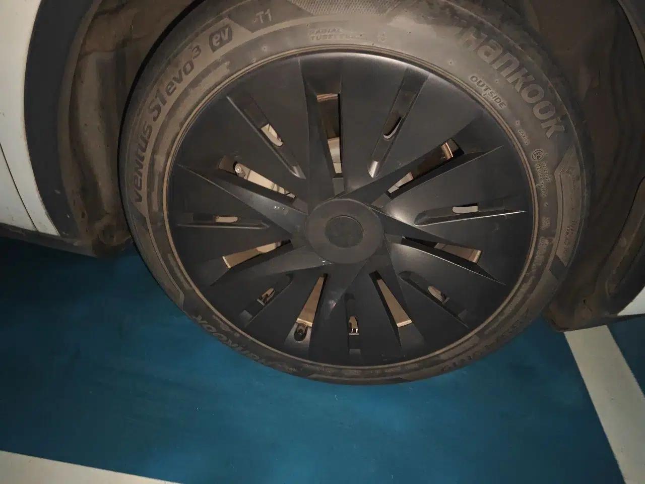 Tesla Model Y 2022 Revised Version Long-Range All-Wheel Drive — миниатюра 8