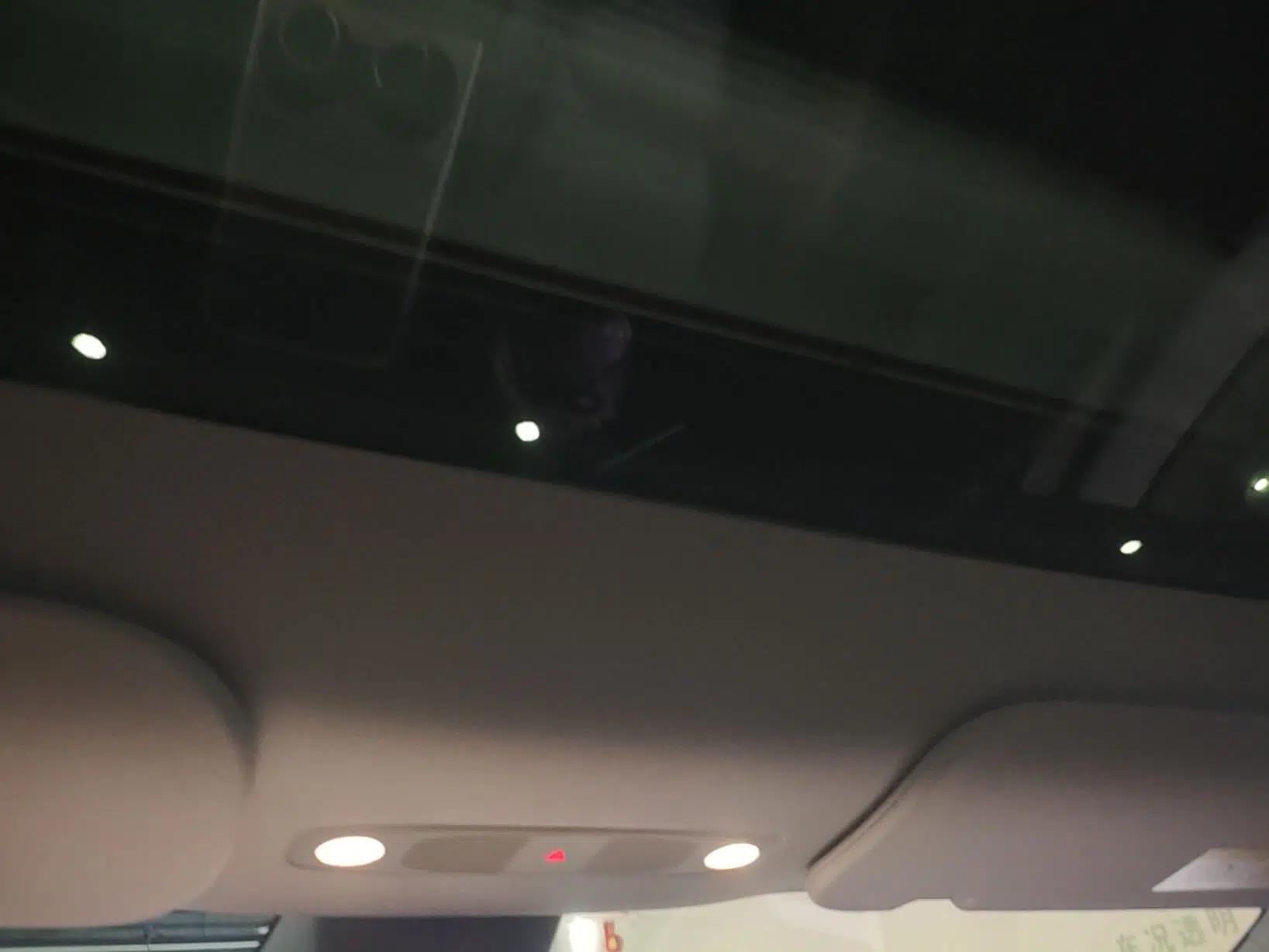Tesla Model Y 2024 Rear-Wheel-Drive Version — миниатюра 21