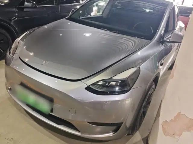 Tesla Model Y 2024 Rear-Wheel-Drive Version