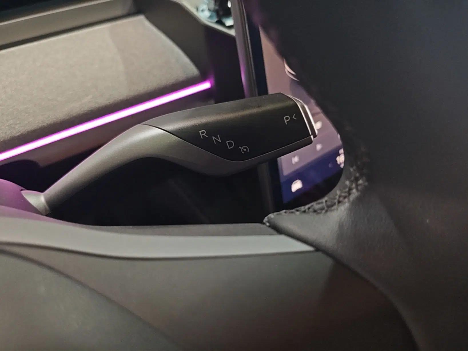 Tesla Model Y 2024 Rear-Wheel-Drive Version — миниатюра 16
