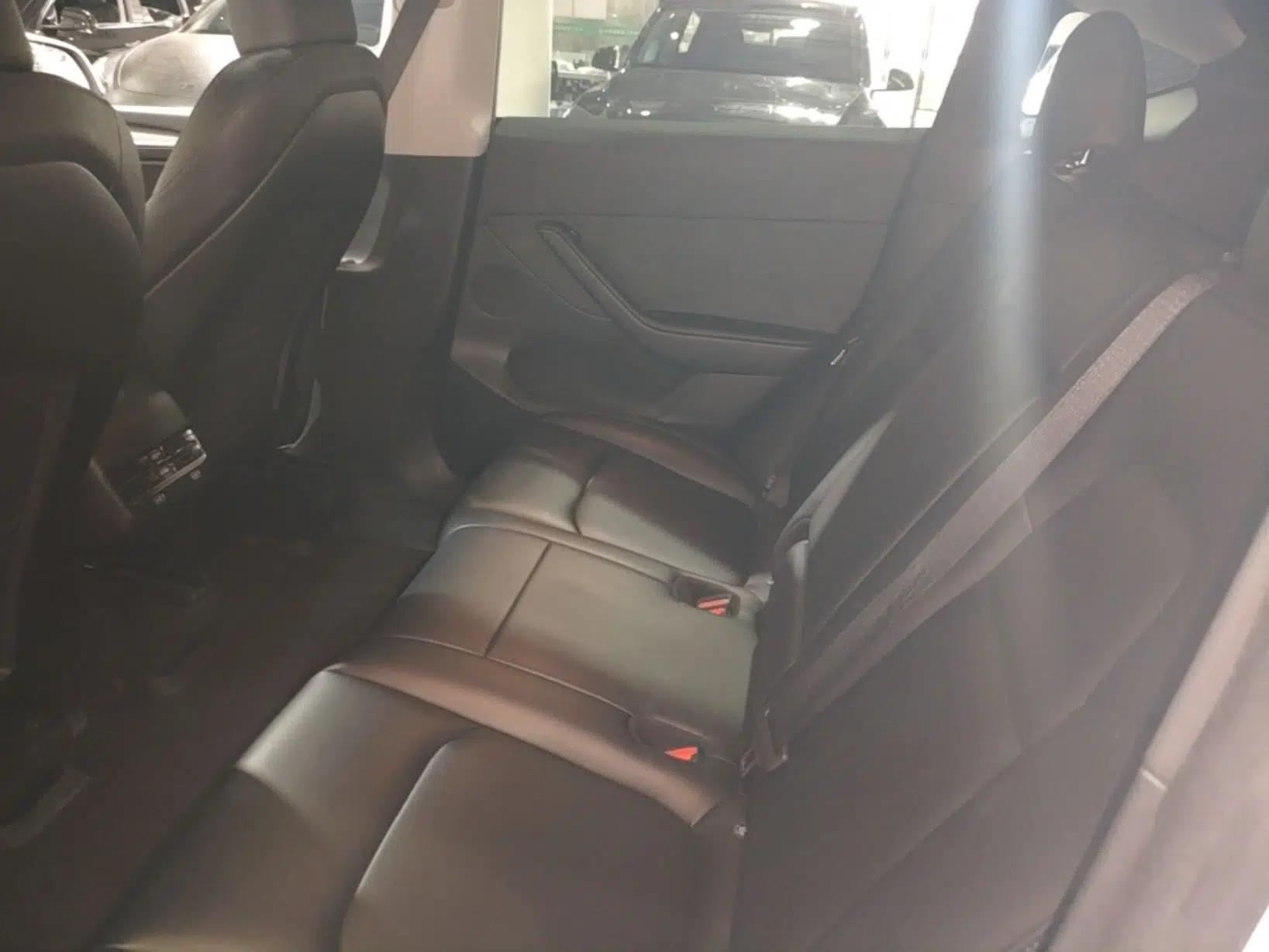 Tesla Model Y 2024 Rear-Wheel-Drive Version — миниатюра 20