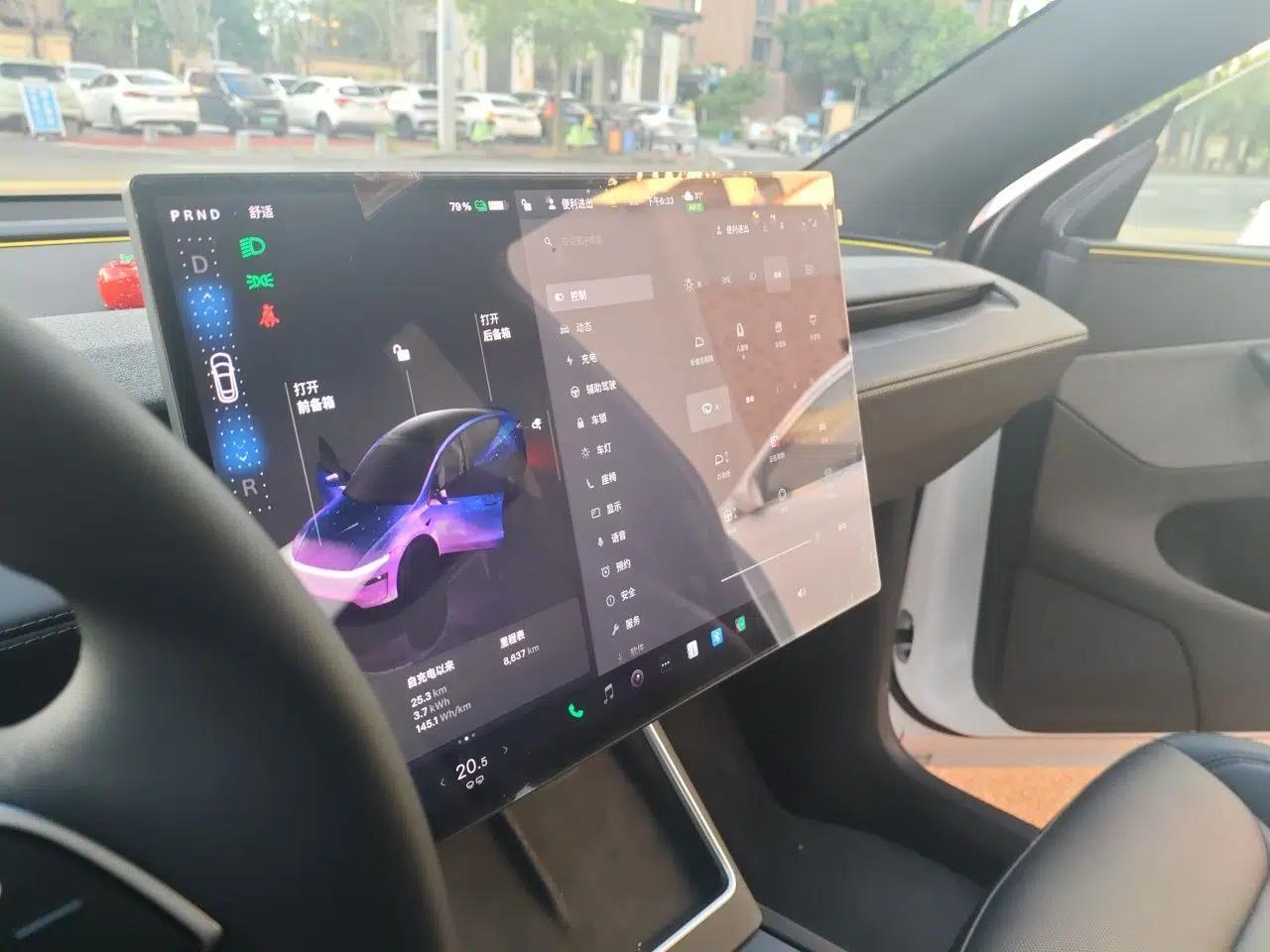 Tesla Model Y 2026 Rear-Drive Model — миниатюра 13