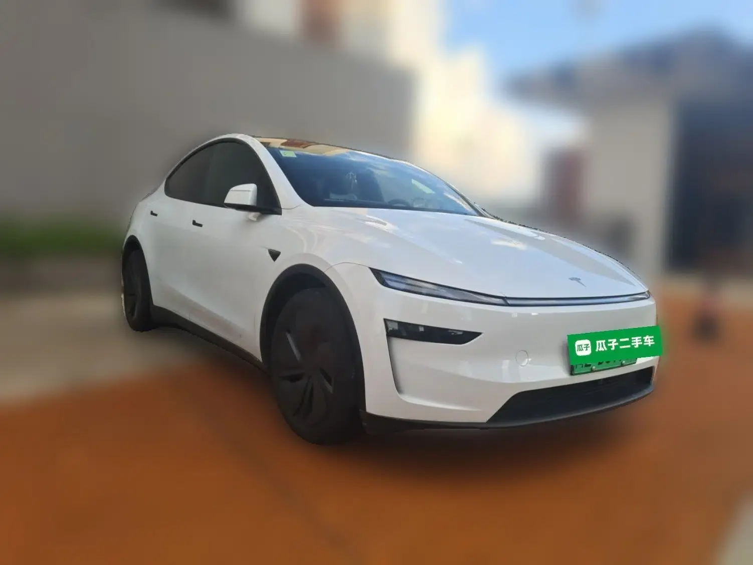 Tesla Model Y 2026 Rear-Drive Model — миниатюра 3
