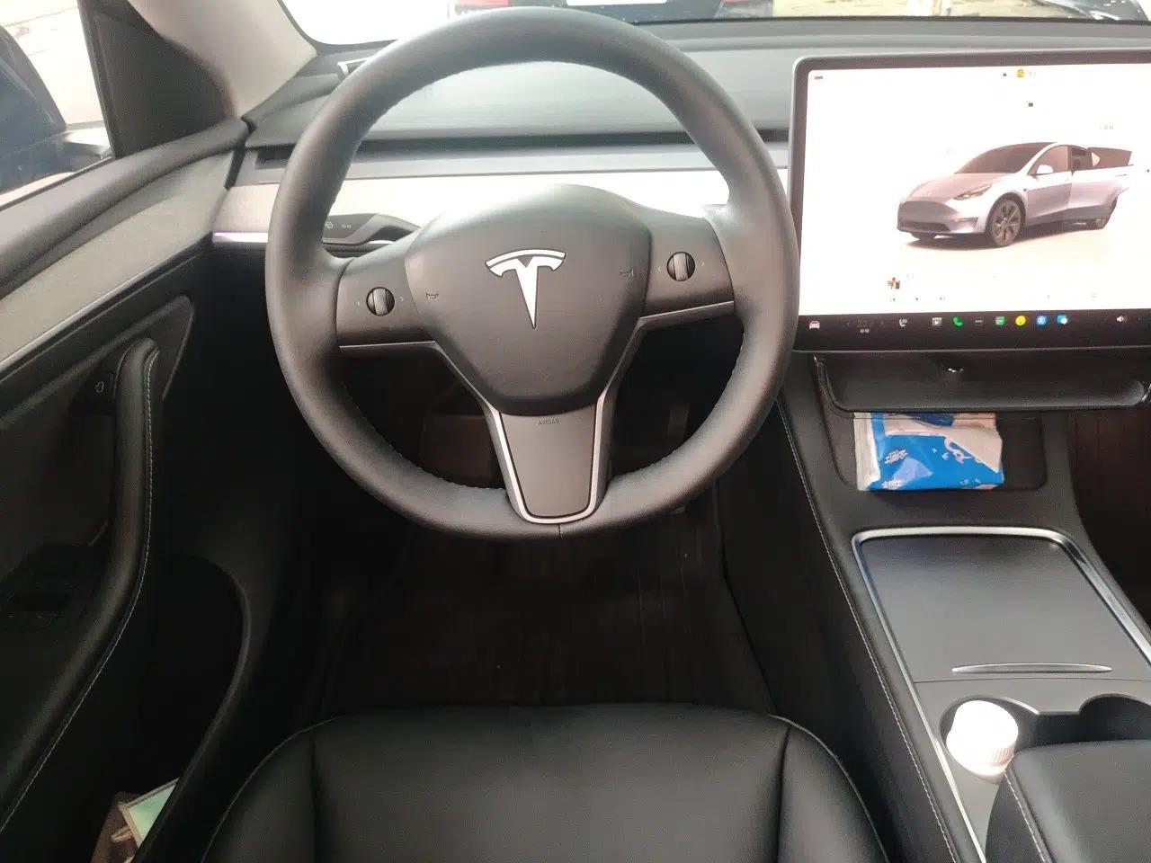 Tesla Model Y 2024 Rear-Wheel-Drive Version — миниатюра 10