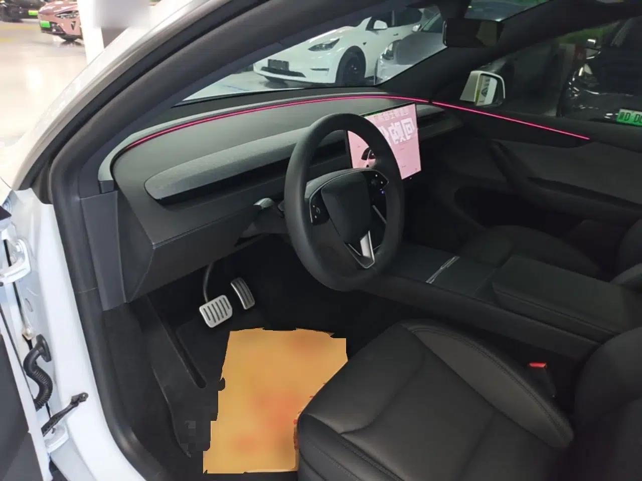 Tesla Model Y 2026 Rear-Drive Model — миниатюра 18